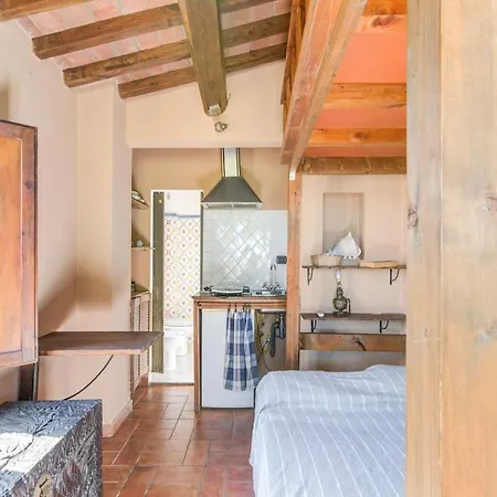 Nigra In With A Private Swimming Pool Holiday home *