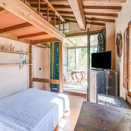Nigra In With A Private Swimming Pool Holiday home *