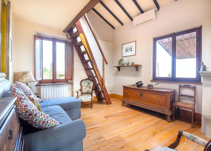 In With Pool וילה קורטונה